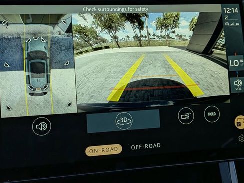 Used 2024 Land Rover Range Rover Sport SE image 10