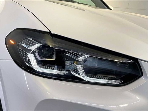 Used 2024 BMW X3 xDrive30i w/ Premium Package AWD/4WD image 12