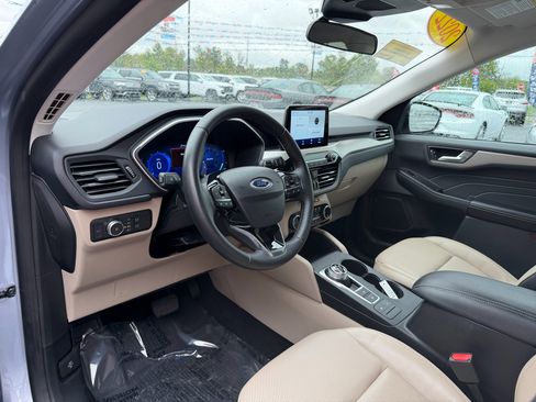Used 2022 Ford Escape SEL w/ Technology Package image 13