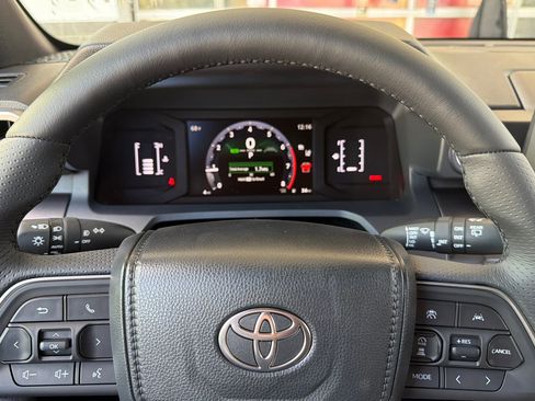 New 2026 Toyota 4Runner SR5 RWD image 22