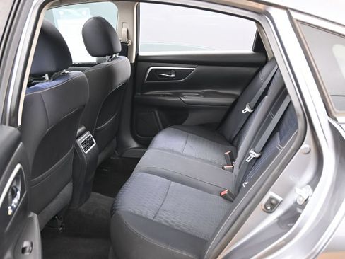 Used 2016 Nissan Altima 2.5 SV w/ Convenience Package FWD image 33