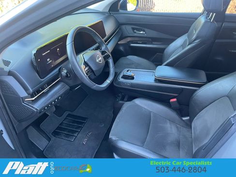 Used 2024 Nissan Ariya FWD image 20