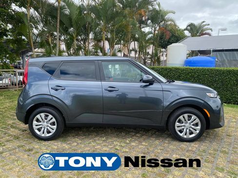 Used 2020 Kia Soul LX FWD image 8
