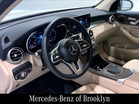 Certified 2022 Mercedes-Benz GLC 300 4MATIC image 19