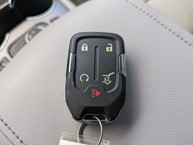 Used 2020 GMC Acadia SLT w/ Driver Alert Package II FWD image 32