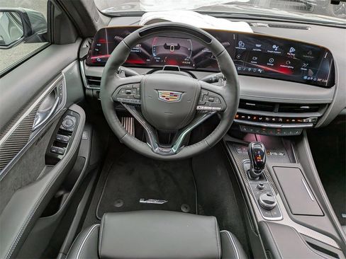 New 2026 Cadillac CT5 V w/ Technology Package image 17