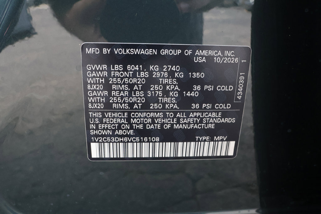 New 2027 Volkswagen Atlas SEL R-Line AWD/4WD image 48