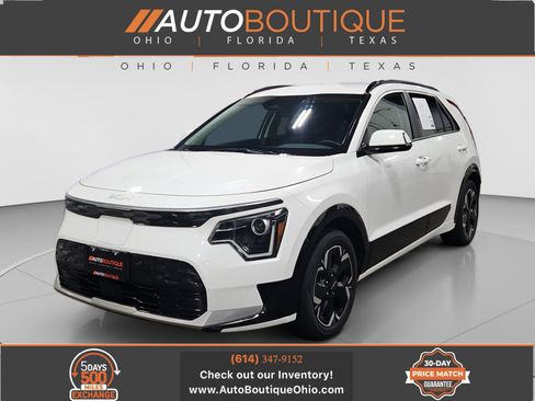 Used 2023 Kia Niro Wind w/ Wind Preserve Package FWD image 1