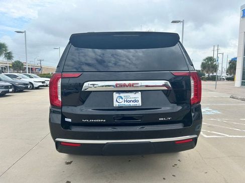 Used 2023 GMC Yukon XL SLT w/ SLT Premium Package RWD image 5