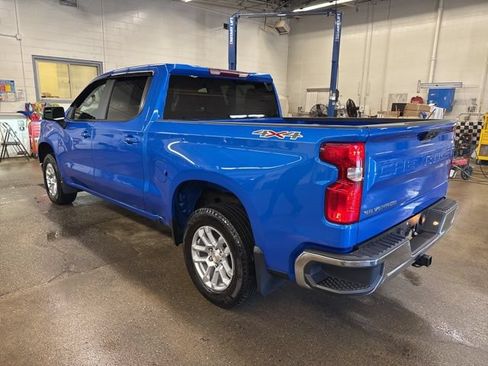 Used 2025 Chevrolet Silverado 1500 LT AWD/4WD image 4