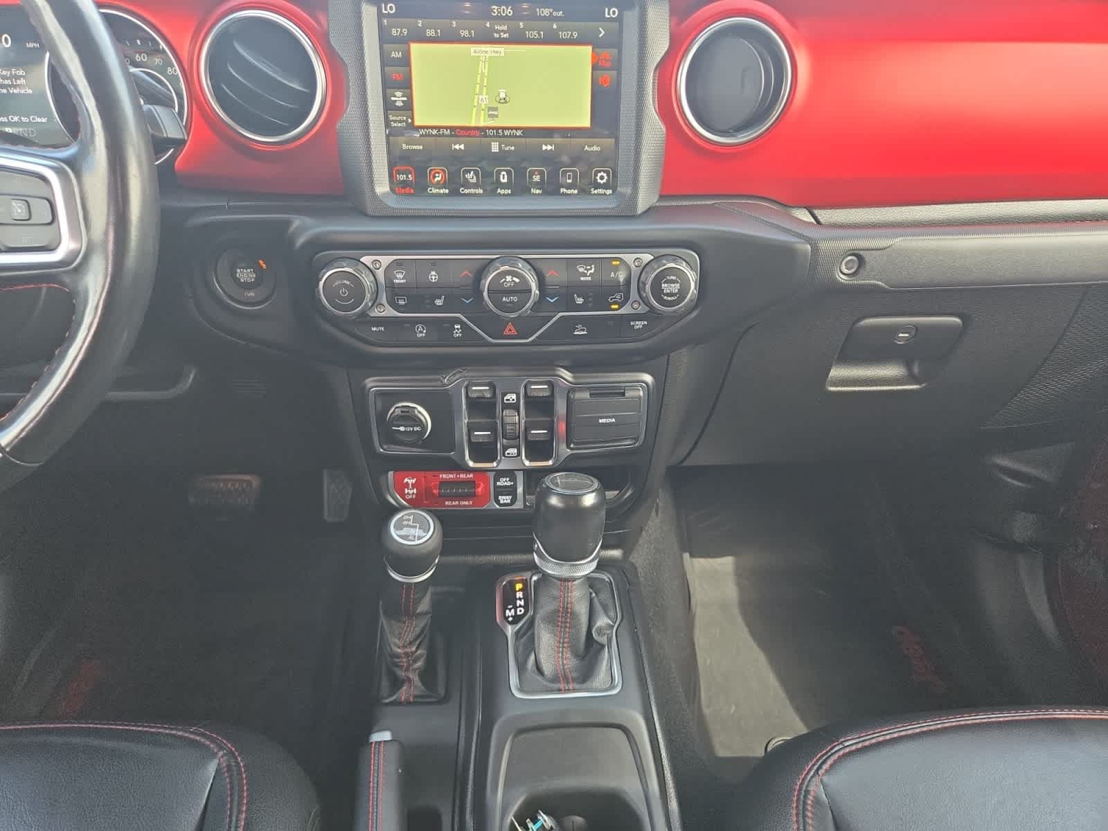 Used 2021 Jeep Gladiator Rubicon AWD/4WD image 11