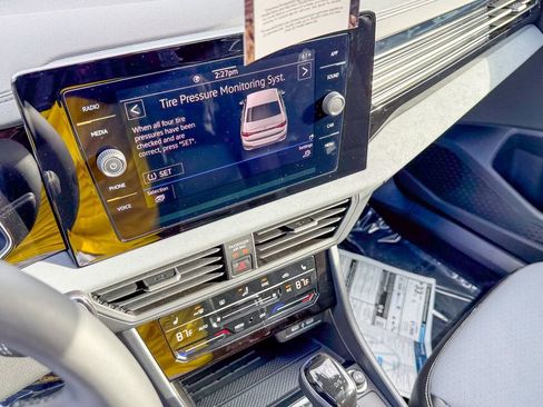 New 2026 Volkswagen Jetta SE image 19