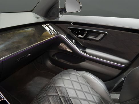 Used 2022 Mercedes-Benz S 580 4MATIC Sedan image 16