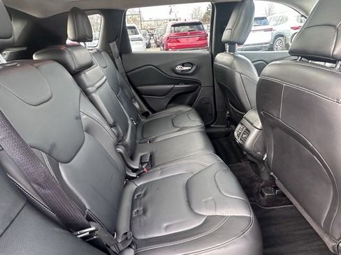 Used 2016 Jeep Cherokee High Altitude image 15