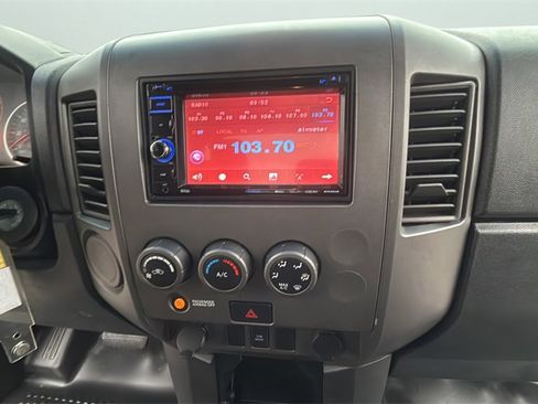 Used 2013 Nissan Titan S image 18