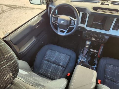 New 2025 Ford Bronco Heritage Edition image 10