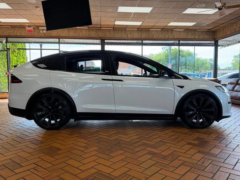 Used 2023 Tesla Model X AWD/4WD image 12