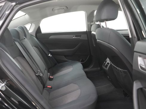 Used 2019 Hyundai Sonata SEL FWD image 12