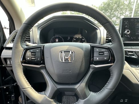 Used 2026 Honda Odyssey EX-L image 6