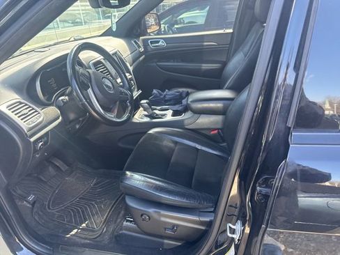 Used 2018 Jeep Grand Cherokee Altitude image 5