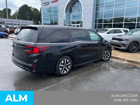 Used 2025 Honda Odyssey EX-L image 10