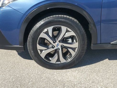 Used 2020 Subaru Outback Limited image 4