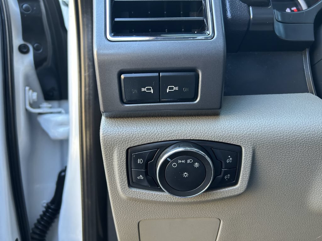 Used 2022 Ford F250 XLT w/ XLT Value Package AWD/4WD image 5