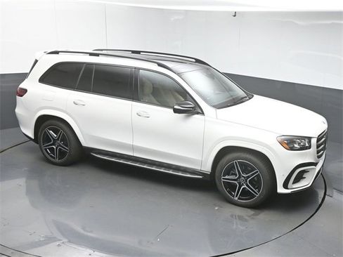 New 2025 Mercedes-Benz GLS 450 4MATIC image 42