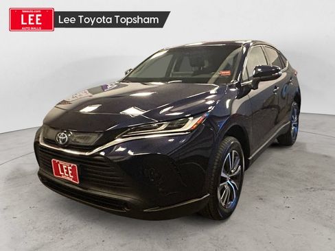 Used 2024 Toyota Venza LE AWD/4WD image 1