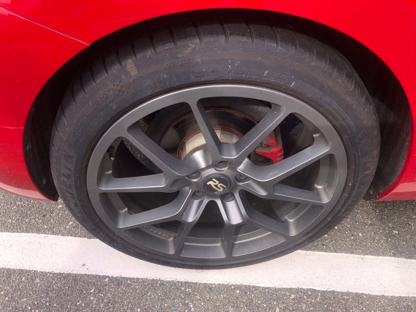 Used 2013 Volkswagen Beetle R-Line FWD image 6