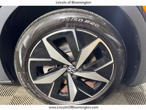 Used 2023 Volkswagen ID.4 Pro S RWD image 12