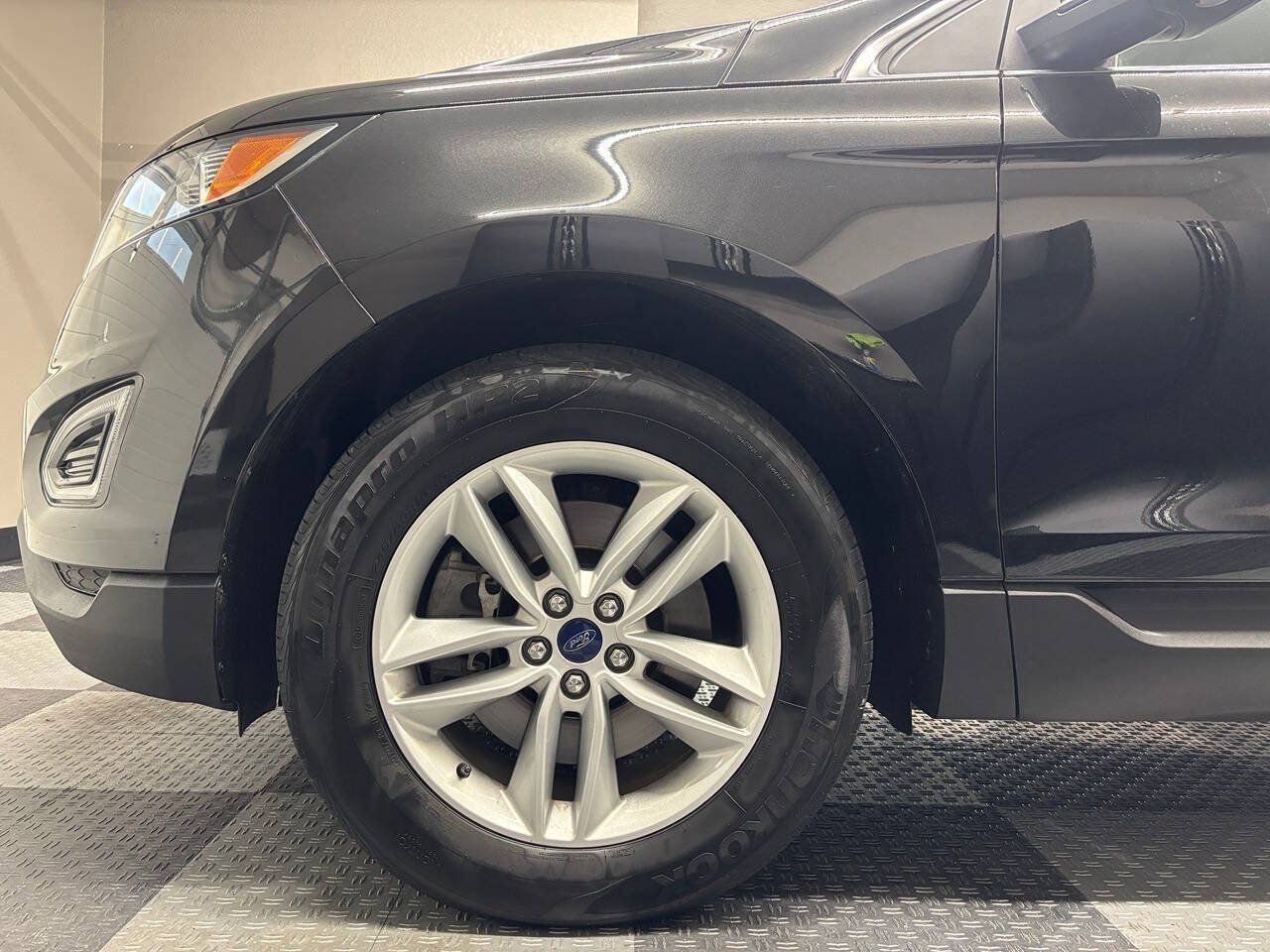 Used 2015 Ford Edge SEL w/ Equipment Group 201A AWD/4WD image 12