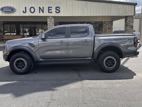 Used 2025 Ford Ranger Raptor AWD/4WD image 1
