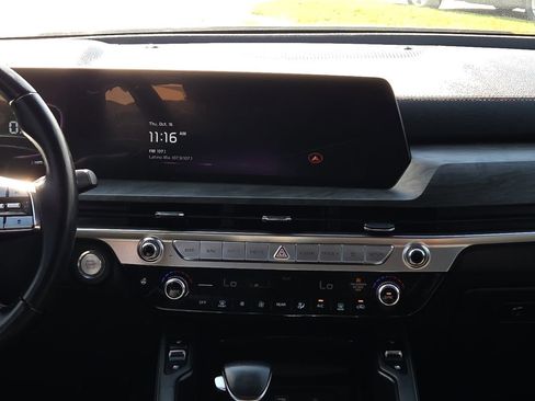 Used 2023 Kia Telluride EX X-Line image 11