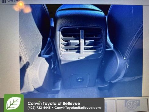 Used 2023 Ford Escape Platinum image 8