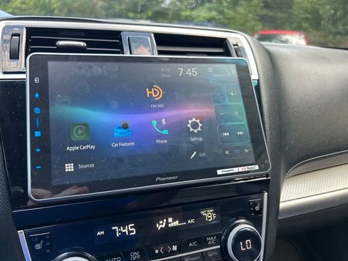 Used 2018 Subaru Outback 2.5i Premium AWD/4WD image 18