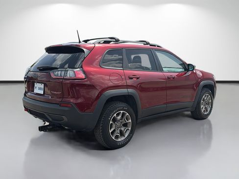 Used 2021 Jeep Cherokee Trailhawk w/ Sun, Sound & Nav Group AWD/4WD image 3