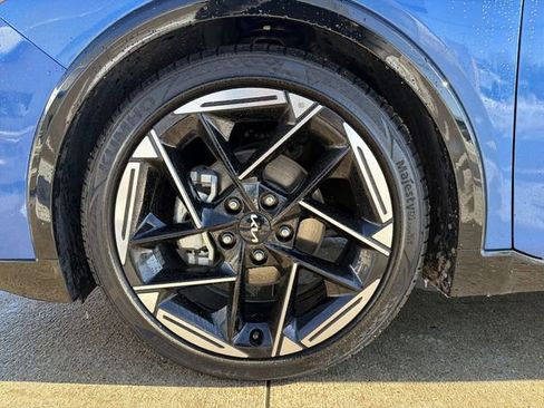 Used 2025 Kia K4 GT-Line w/ GT-Line Sunroof Package image 12