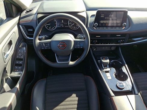 Used 2025 Nissan Rogue Rock Creek image 11