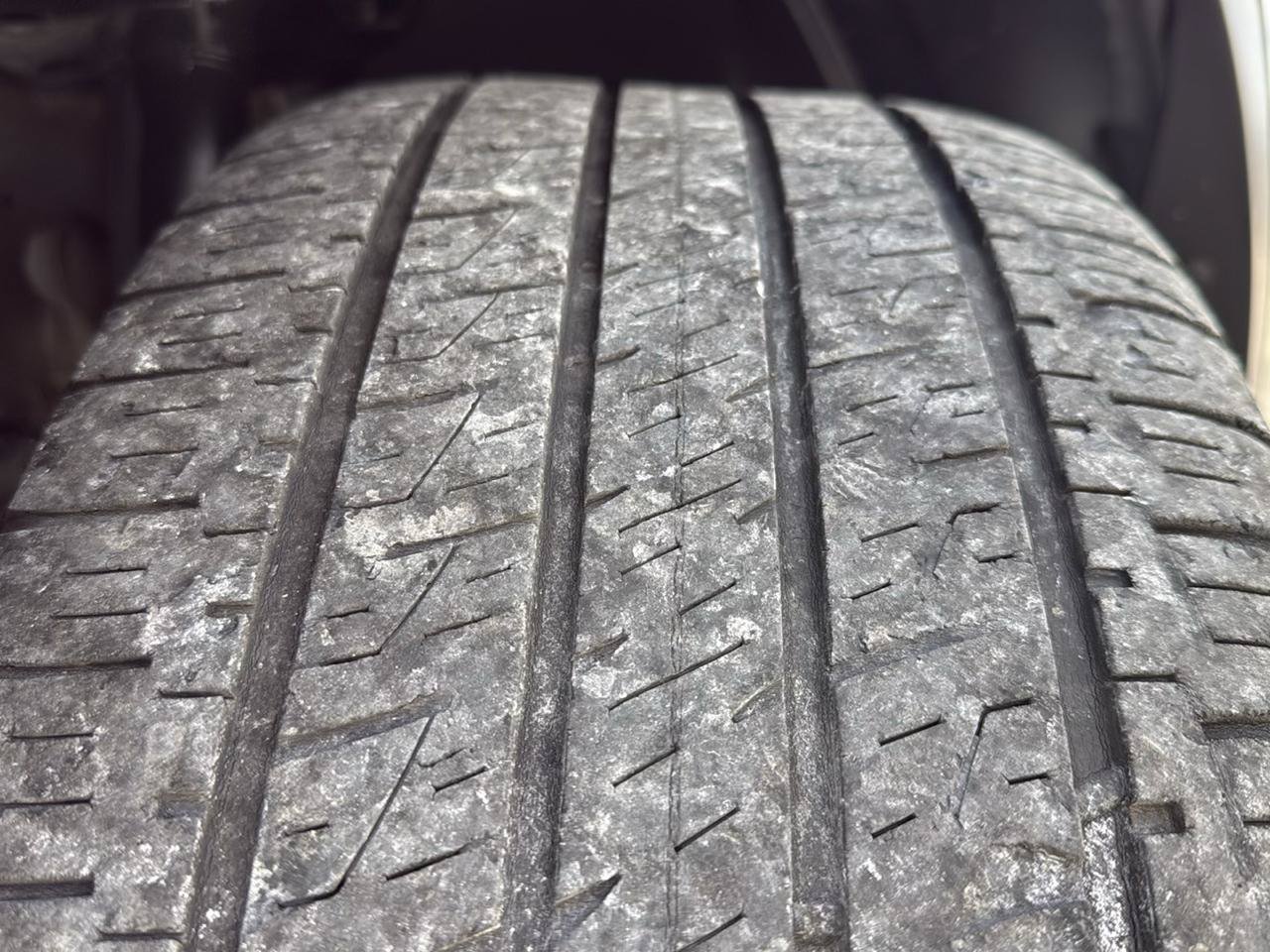 Used 2014 Ford Explorer XLT w/ Equipment Group 202A FWD image 50