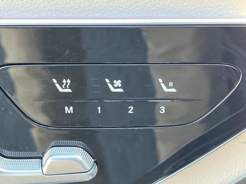 Used 2025 Mercedes-Benz S 580e 4MATIC Sedan image 21