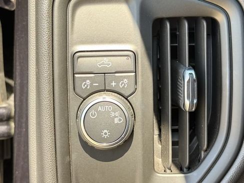 Certified 2023 Chevrolet Silverado 1500 Custom RWD image 21