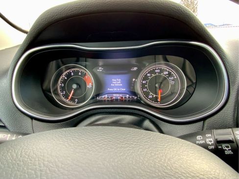 Used 2021 Jeep Cherokee Trailhawk image 41