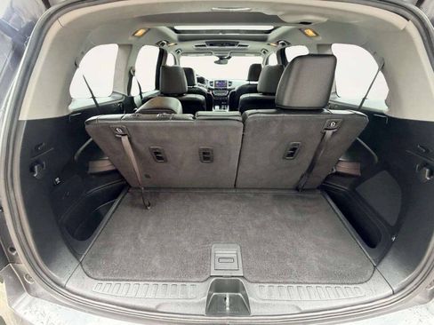 Used 2017 Honda Pilot Elite image 5