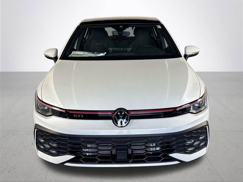 New 2025 Volkswagen GTI SE image 3