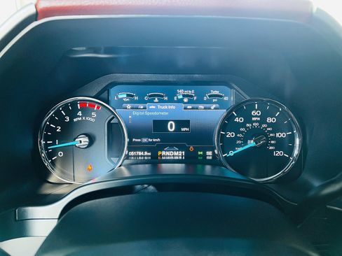 Used 2019 Ford F250 Platinum w/ Platinum Ultimate Package image 16