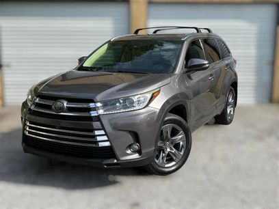 Used 2018 Toyota Highlander Limited Platinum