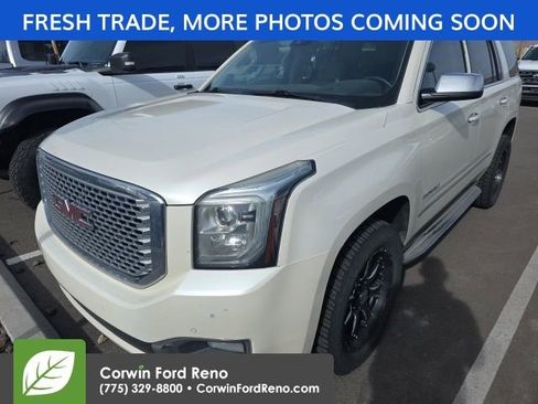 Used 2015 GMC Yukon Denali image 3