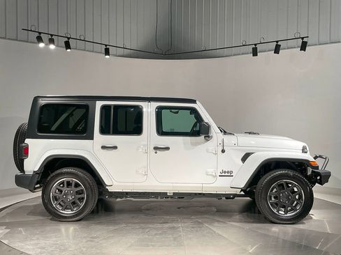 Used 2021 Jeep Wrangler Unlimited Sport image 10