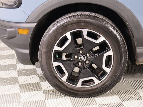 Used 2021 Ford Bronco Sport Outer Banks w/ Outer Banks Package (96D) image 17